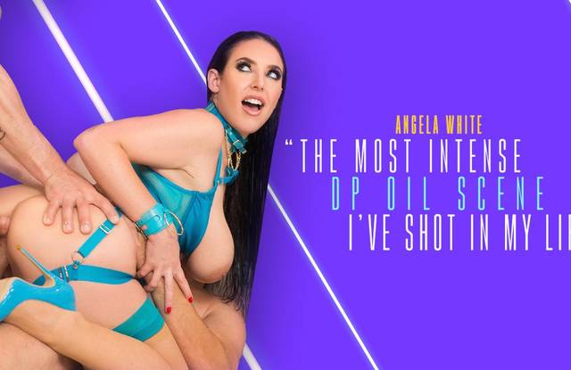 После анала шикарная Анжела стреляет струей из жопы После анала шикарная Анжела стреляет струей из жопы